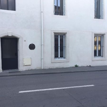 Appartement La Pomme D'Or LʼIsle-sur-la-Sorgue Екстериор снимка