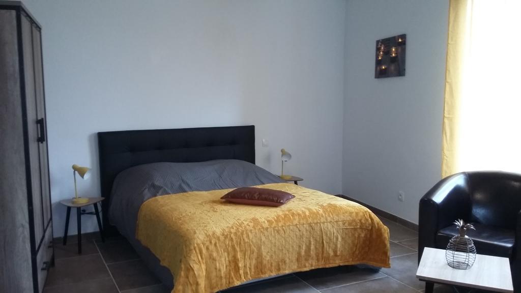 Appartement La Pomme D'Or LʼIsle-sur-la-Sorgue Екстериор снимка