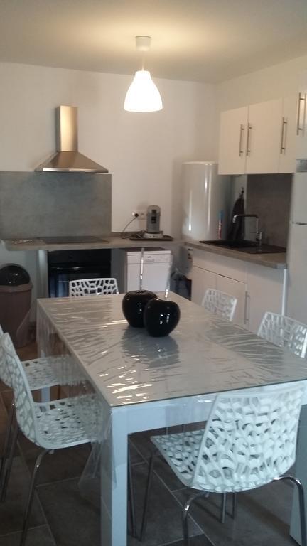 Appartement La Pomme D'Or LʼIsle-sur-la-Sorgue Екстериор снимка