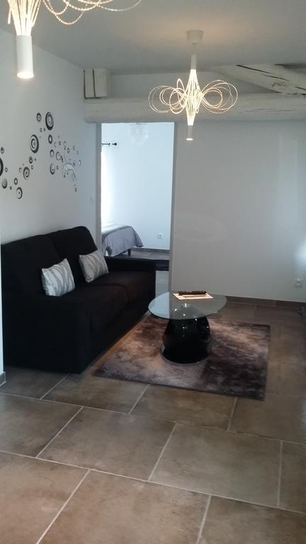 Appartement La Pomme D'Or LʼIsle-sur-la-Sorgue Екстериор снимка